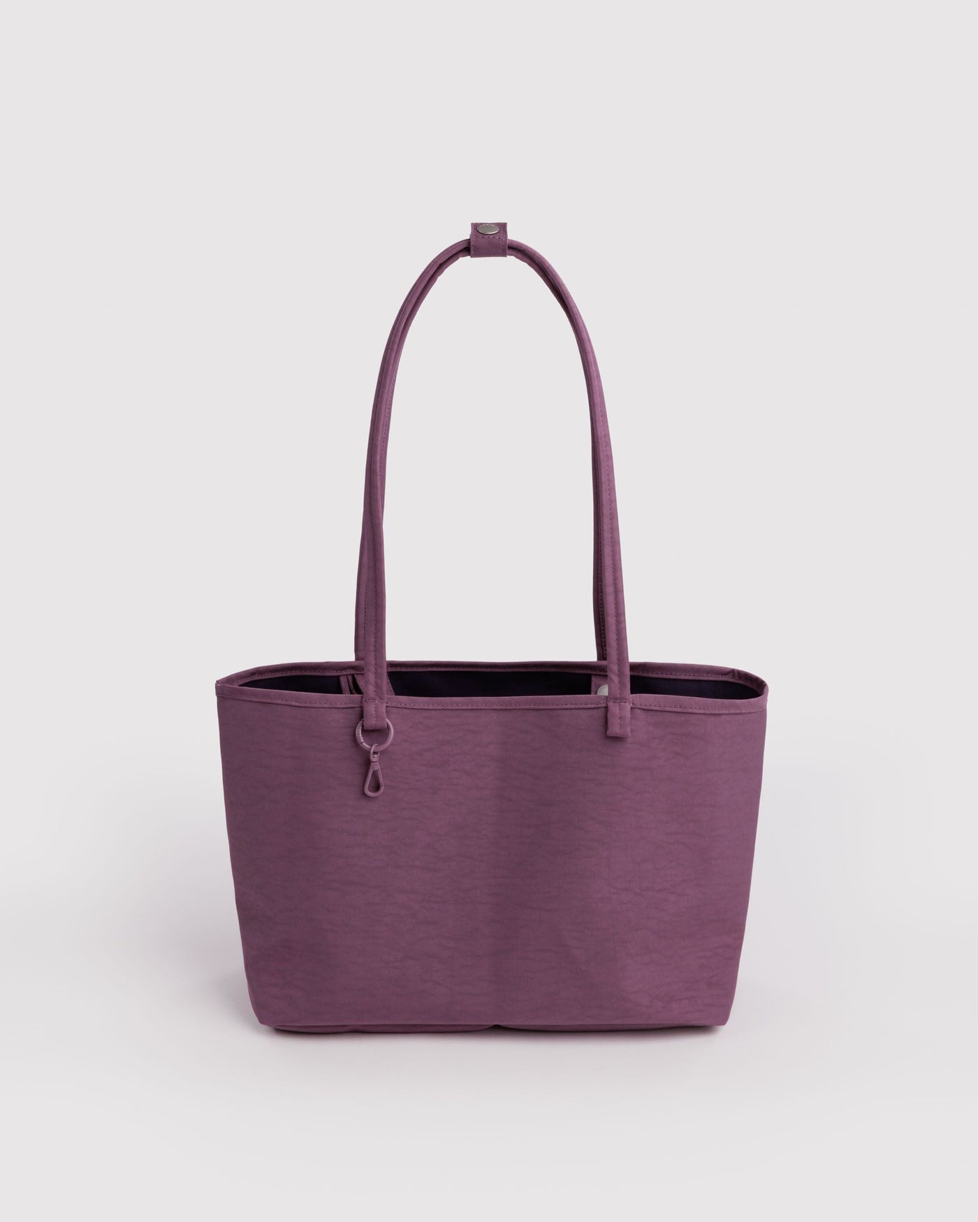 Medium Nylon Reversible Tote Y4