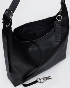 Recycled Leather Shoulder Bag M6