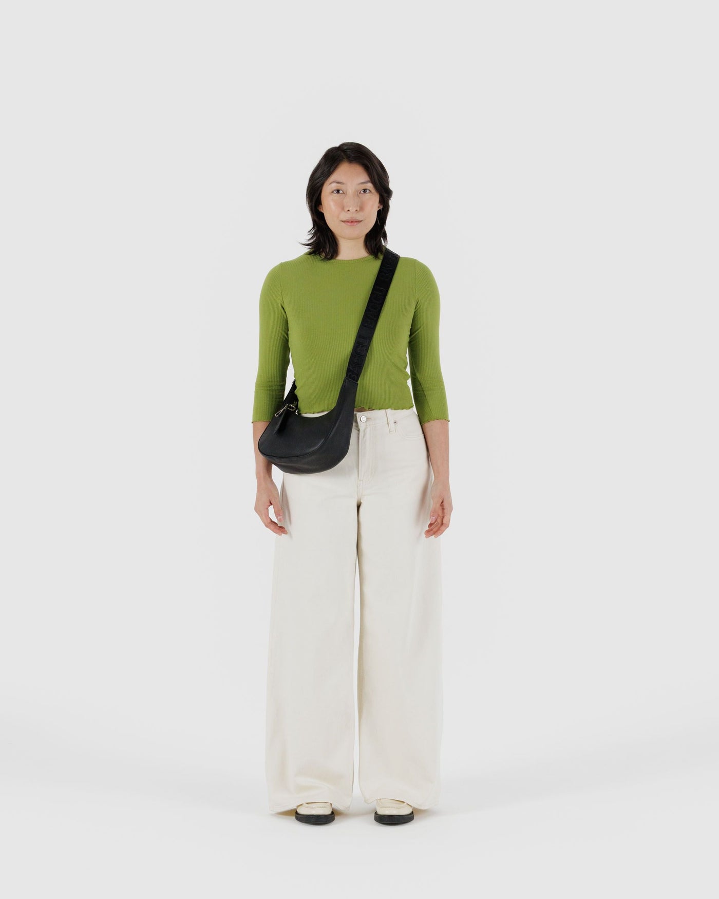 Small Recycled Leather Crescent Bag R0