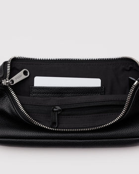 Recycled Leather Pochette G0