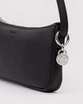 Recycled Leather Pochette G0