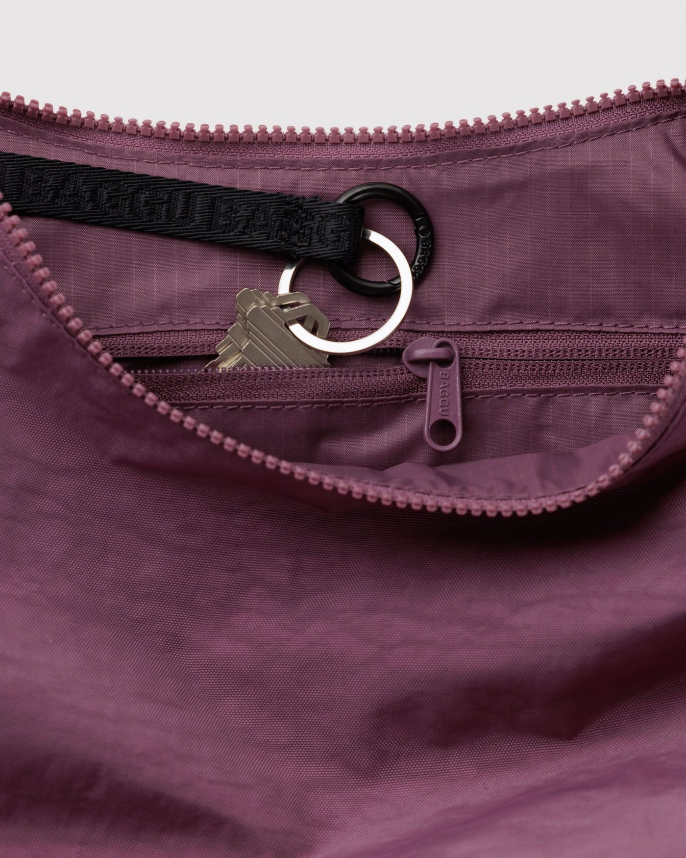 Medium Nylon Crescent Bag E0