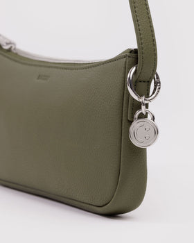 Recycled Leather Pochette G0