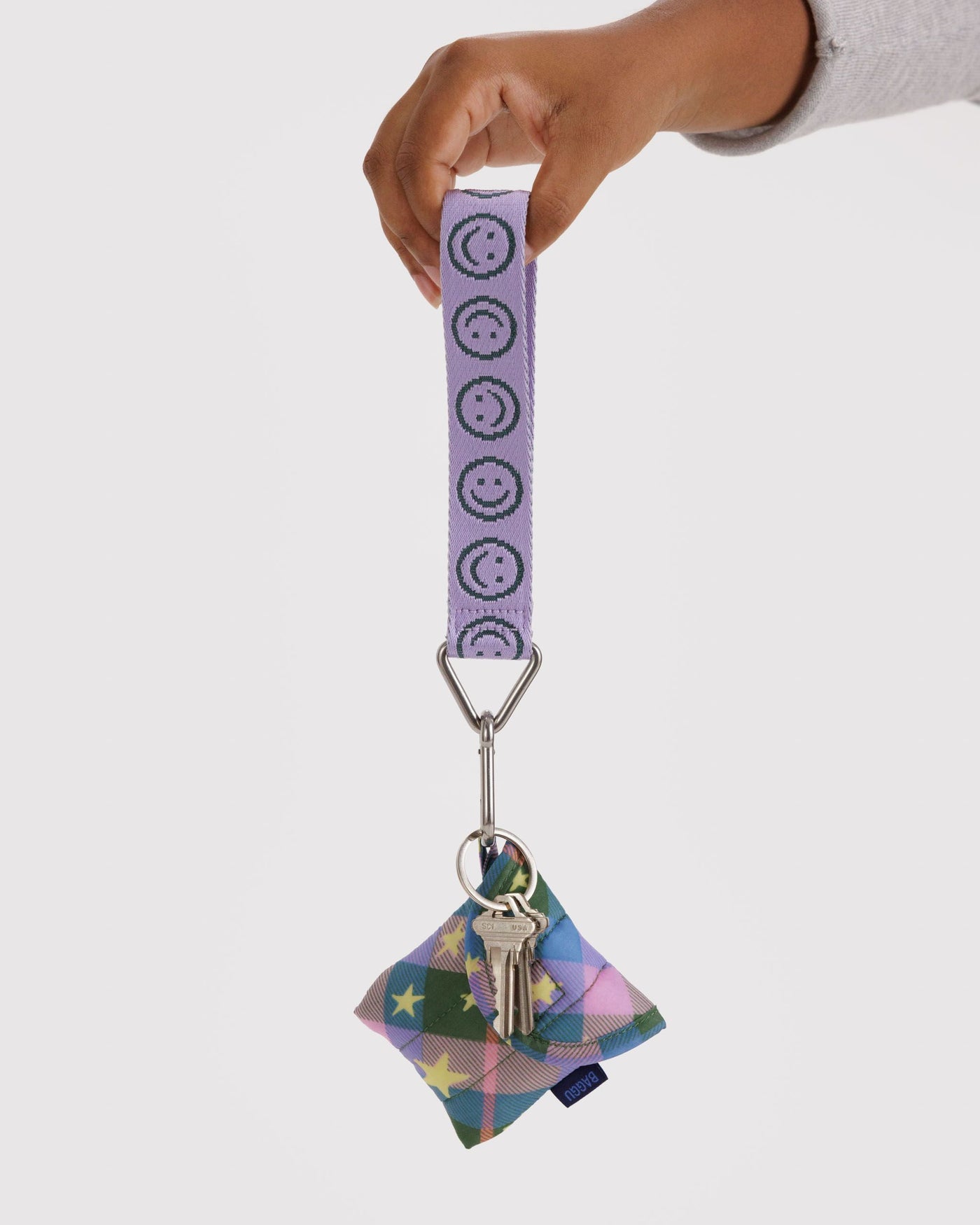Logo Keychain X7