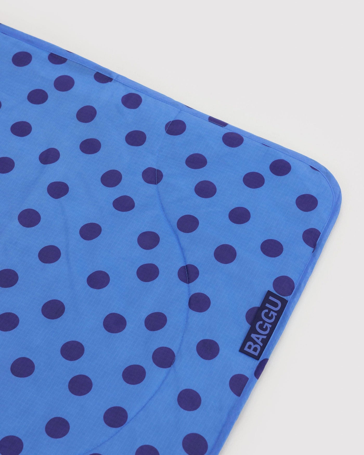 Puffy Picnic Blanket C8