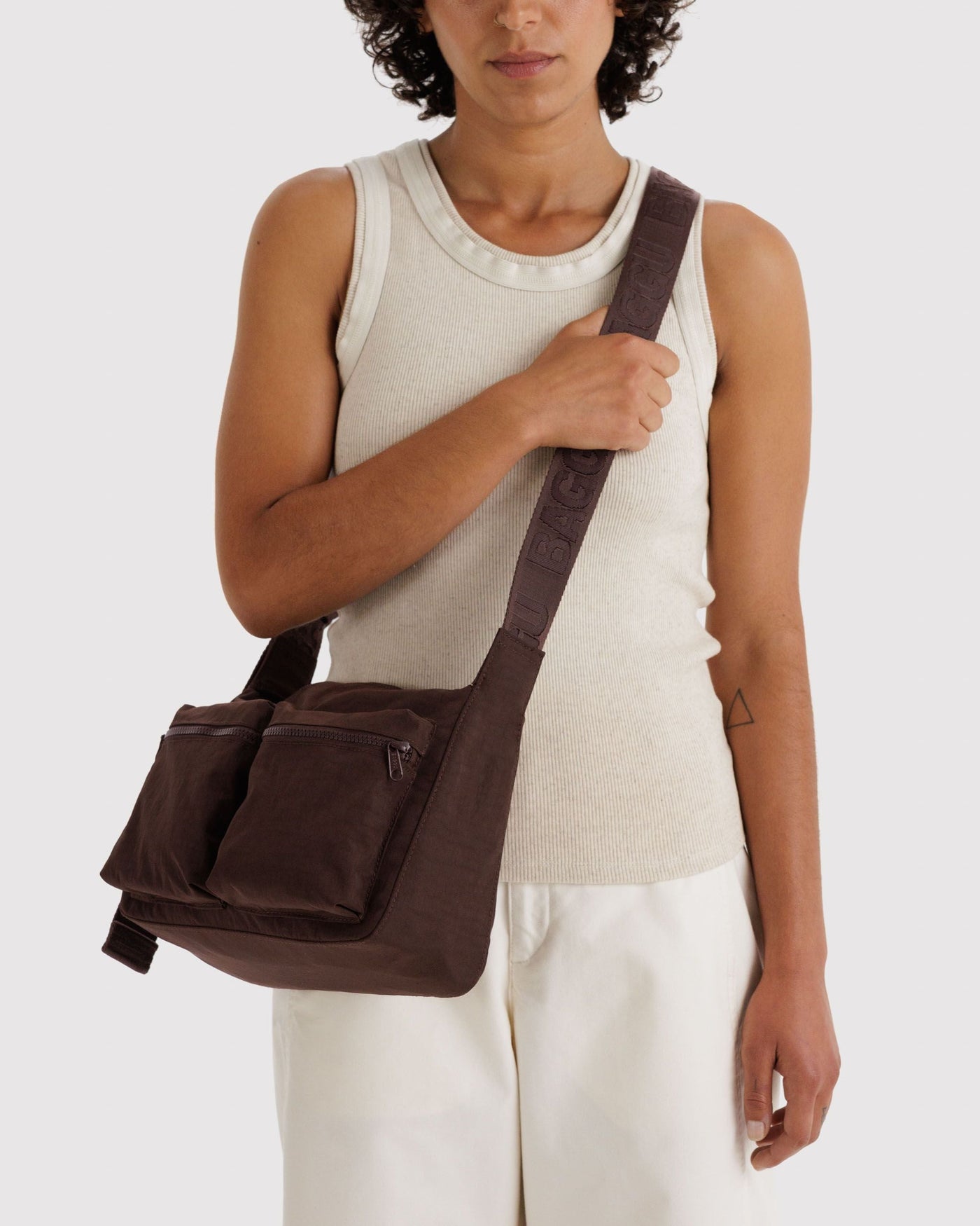 Medium Cargo Crossbody J0